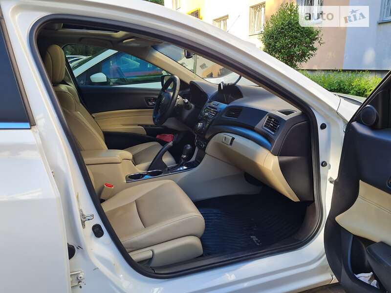 Седан Acura ILX 2013 в Києві