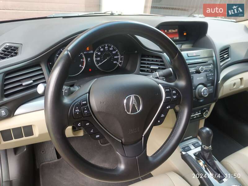 Седан Acura ILX 2013 в Києві