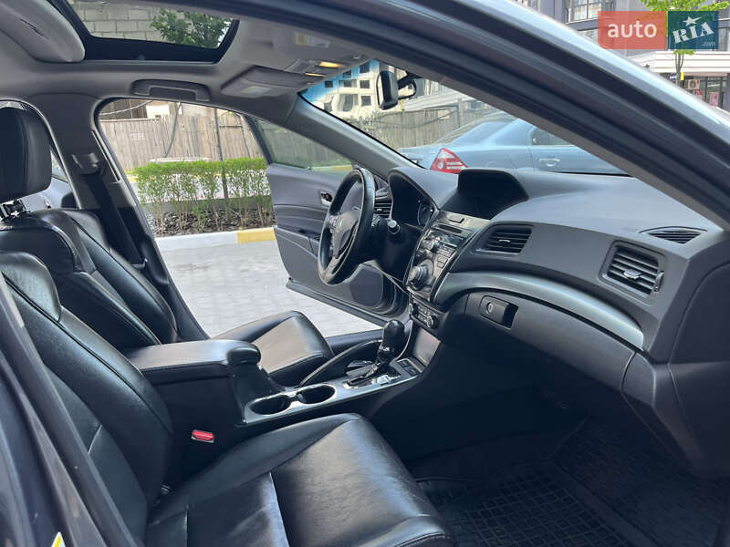 Седан Acura ILX 2012 в Киеве