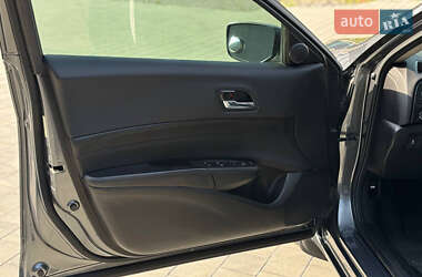 Седан Acura ILX 2012 в 