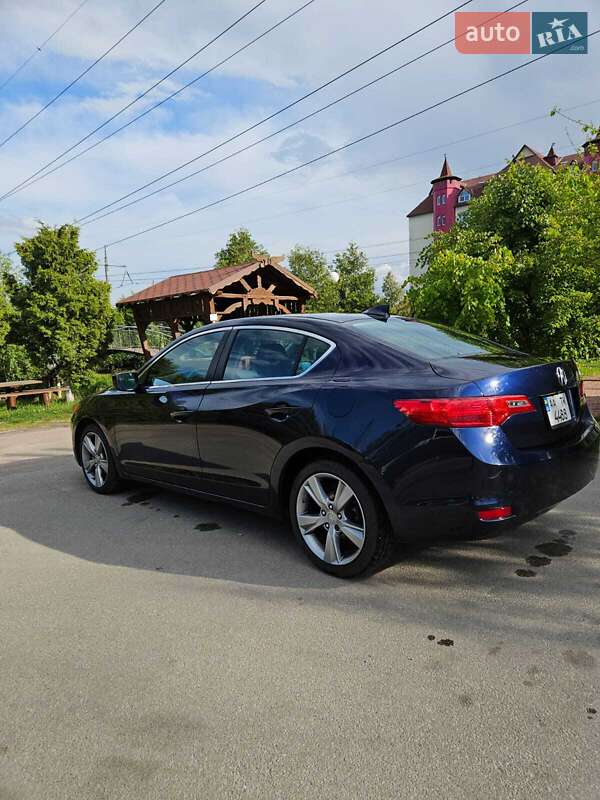 Седан Acura ILX 2013 в Киеве