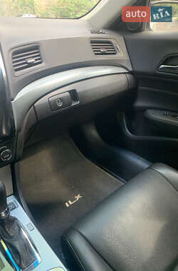 Седан Acura ILX 2012 в 