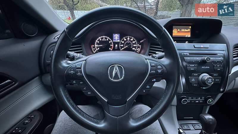 Седан Acura ILX 2015 в Киеве