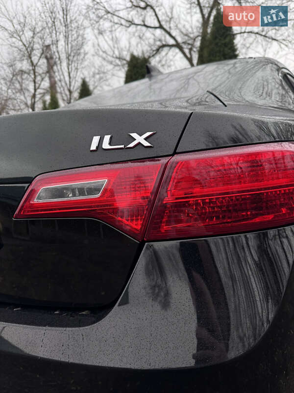 Седан Acura ILX 2012 в Каменке