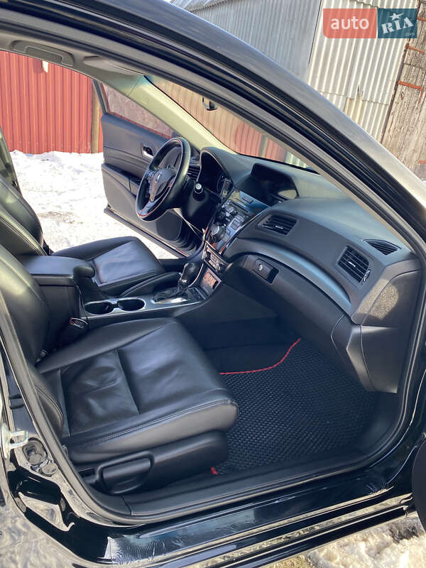 Седан Acura ILX 2012 в Киеве