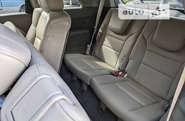 Позашляховик / Кросовер Acura MDX 2010 в 