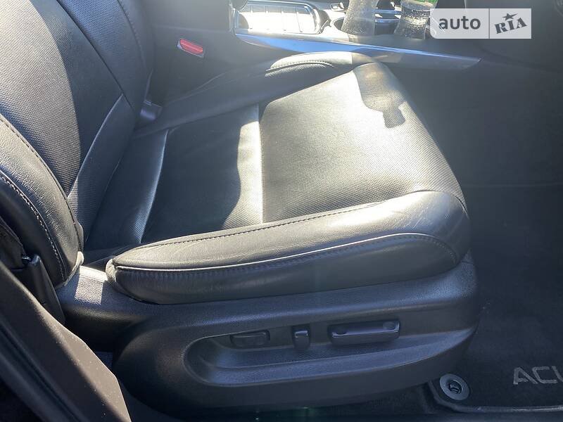 Внедорожник / Кроссовер Acura MDX 2014 в Полтаве