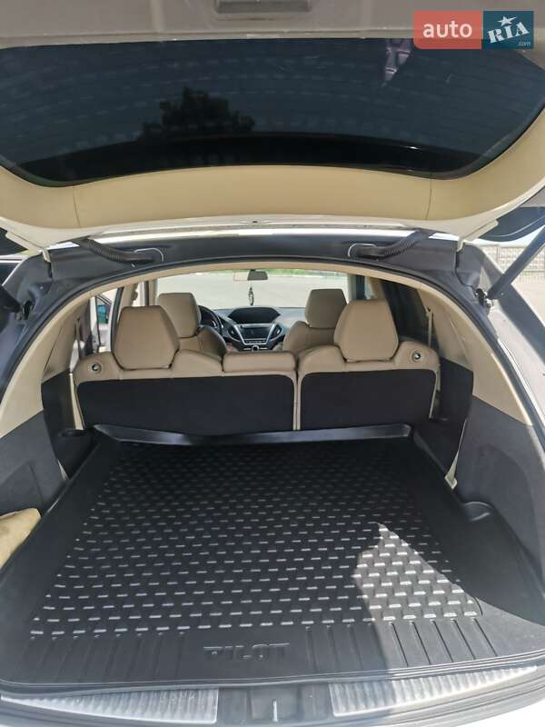 Позашляховик / Кросовер Acura MDX 2016 в Києві