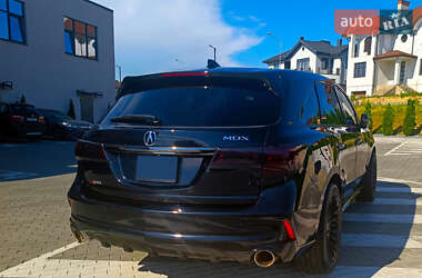 Позашляховик / Кросовер Acura MDX 2018 в Рівному