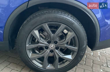 Позашляховик / Кросовер Acura MDX 2021 в 
