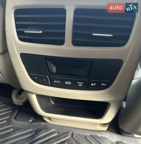 Внедорожник / Кроссовер Acura MDX 2014 в Хотине