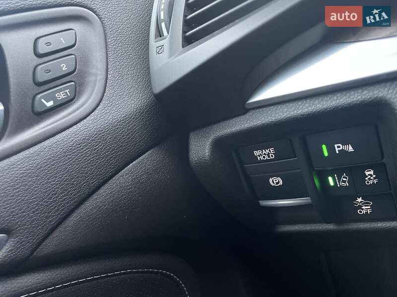 Внедорожник / Кроссовер Acura MDX 2018 в Хмельницком