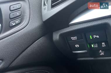 Внедорожник / Кроссовер Acura MDX 2018 в 