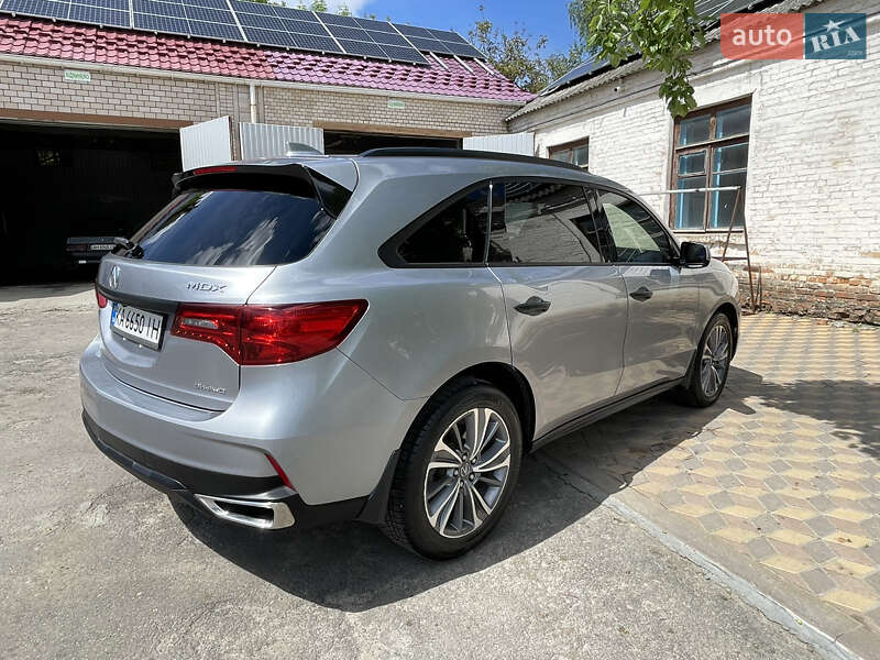 Позашляховик / Кросовер Acura MDX 2016 в Лисянці