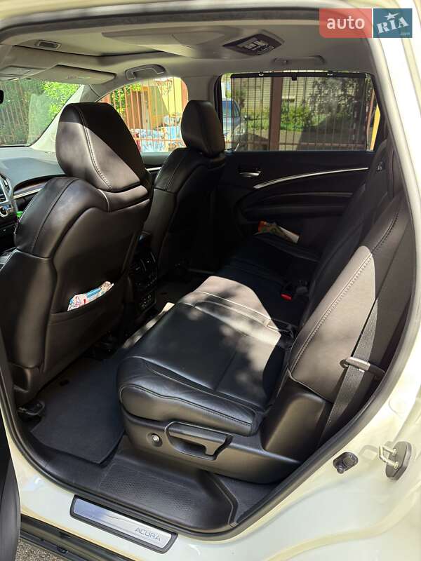 Внедорожник / Кроссовер Acura MDX 2016 в Киеве