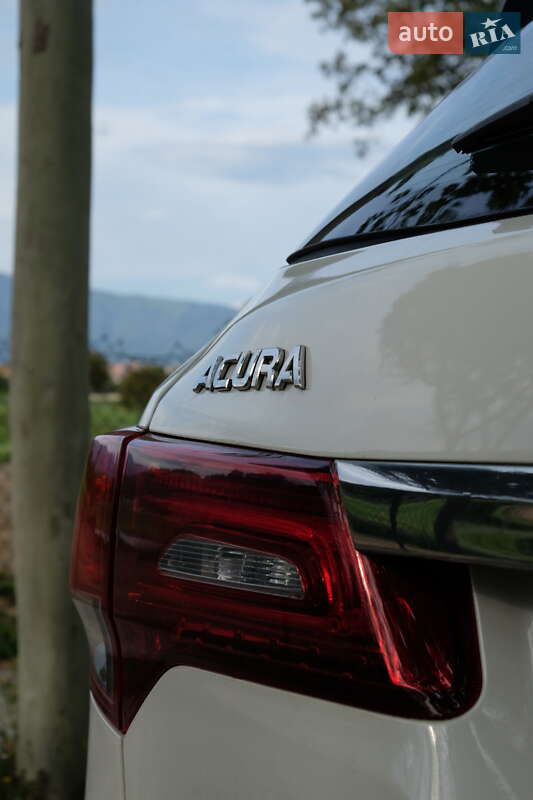 Внедорожник / Кроссовер Acura MDX 2016 в Киеве