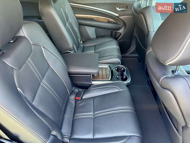 Позашляховик / Кросовер Acura MDX 2017 в Києві