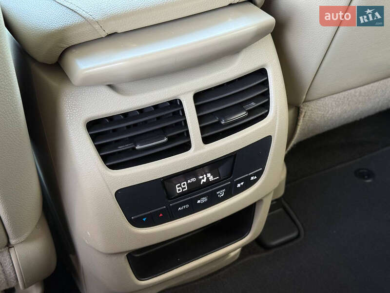 Позашляховик / Кросовер Acura MDX 2013 в Кривому Розі