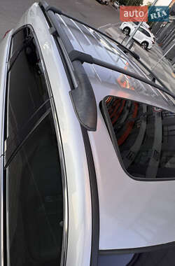Позашляховик / Кросовер Acura MDX 2011 в 