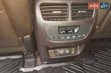 Позашляховик / Кросовер Acura MDX 2017 в 