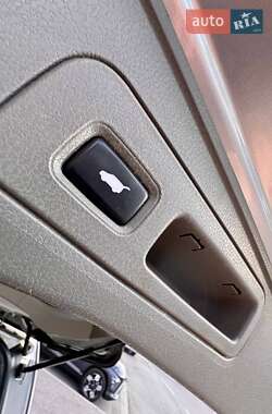 Внедорожник / Кроссовер Acura MDX 2011 в 