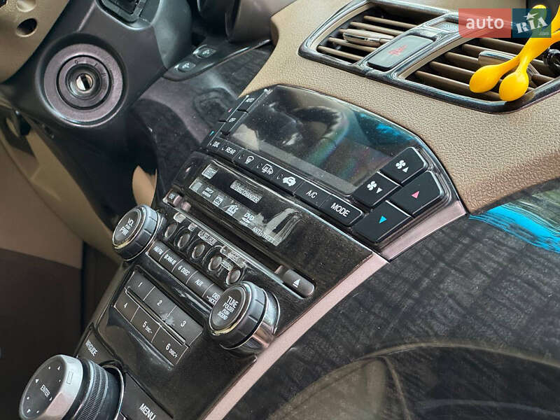 Позашляховик / Кросовер Acura MDX 2008 в Охтирці