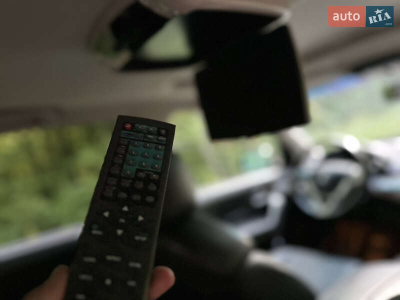 Позашляховик / Кросовер Acura MDX 2012 в Стрию