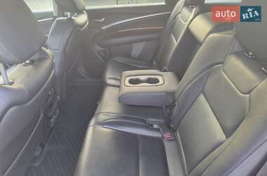 Позашляховик / Кросовер Acura MDX 2019 в 