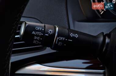 Позашляховик / Кросовер Acura MDX 2013 в 
