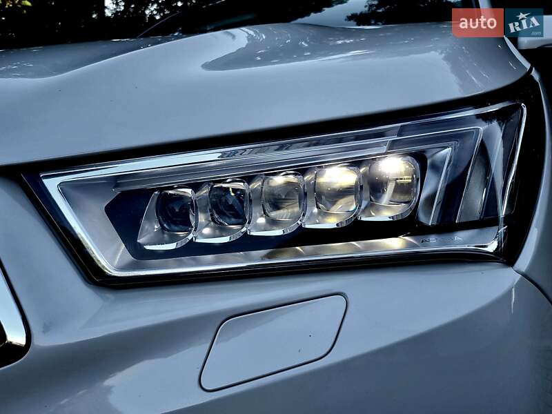 Внедорожник / Кроссовер Acura MDX 2018 в Черновцах