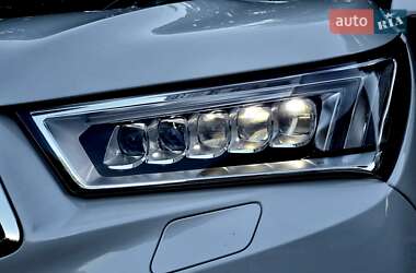 Внедорожник / Кроссовер Acura MDX 2018 в 
