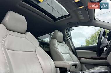 Позашляховик / Кросовер Acura MDX 2016 в 
