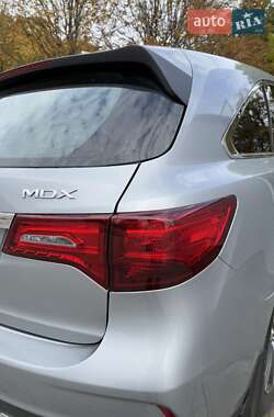 Позашляховик / Кросовер Acura MDX 2017 в 