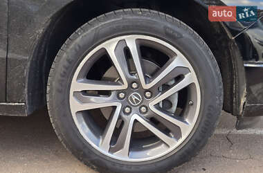 Позашляховик / Кросовер Acura MDX 2018 в 
