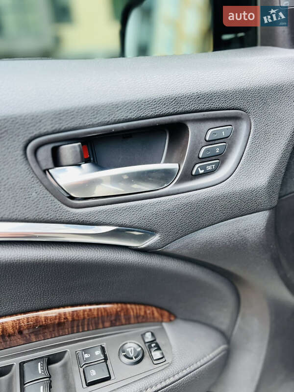 Позашляховик / Кросовер Acura MDX 2016 в Дніпрі