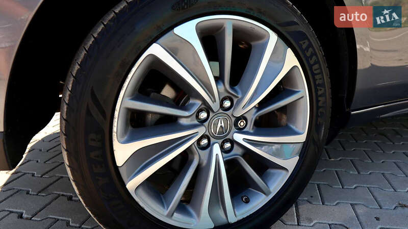 Внедорожник / Кроссовер Acura MDX 2017 в Луцке