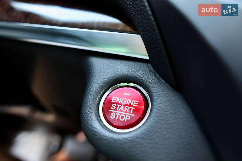 Внедорожник / Кроссовер Acura MDX 2017 в Луцке