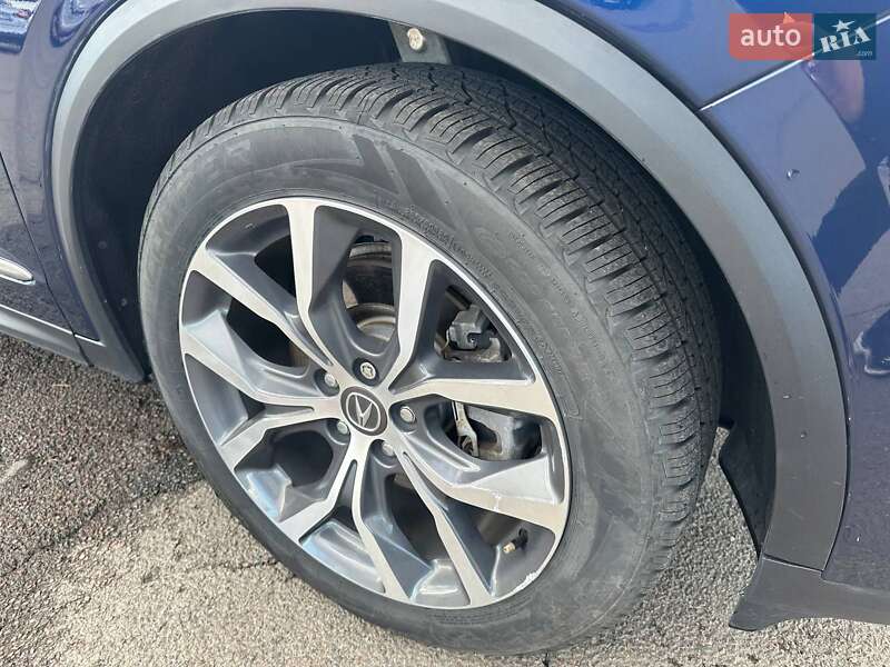 Позашляховик / Кросовер Acura MDX 2023 в Полтаві
