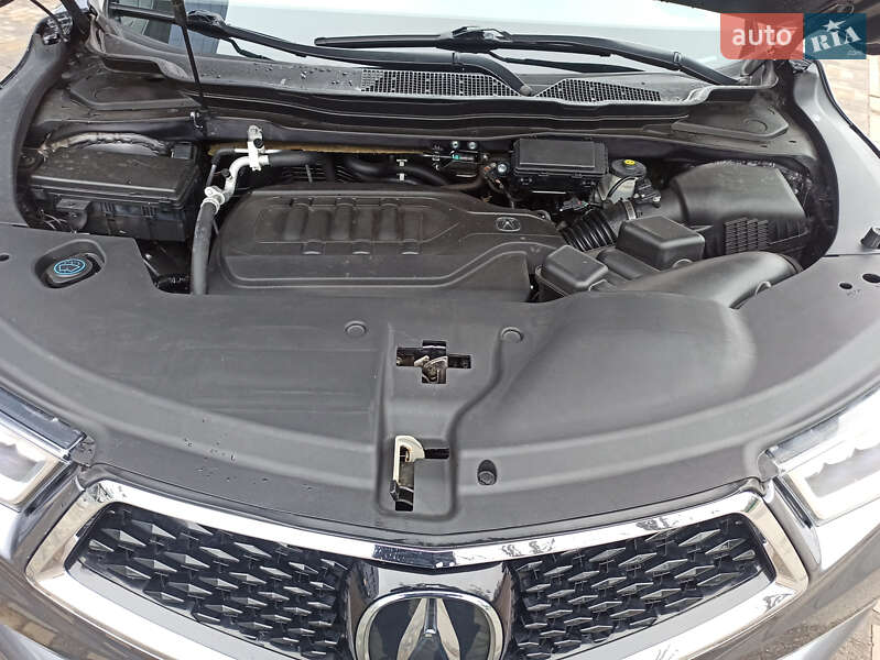 Позашляховик / Кросовер Acura MDX 2018 в Черкасах