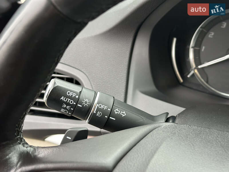 Позашляховик / Кросовер Acura MDX 2017 в Одесі