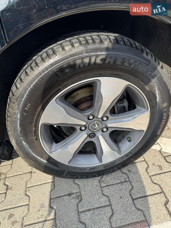 Внедорожник / Кроссовер Acura MDX 2016 в Киеве фото 13 Внедорожник / Кроссовер Acura MDX 2016 в Киеве