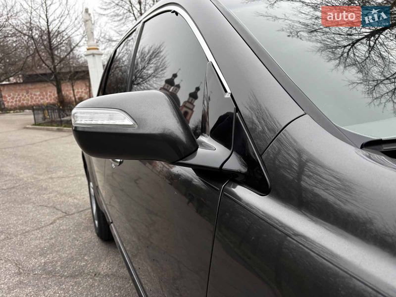 Внедорожник / Кроссовер Acura MDX 2011 в Запорожье