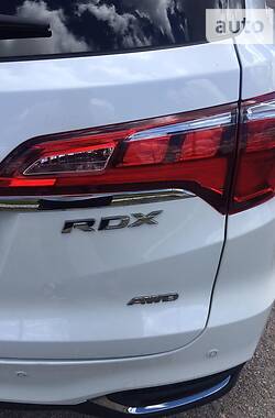 Позашляховик / Кросовер Acura RDX 2016 в Києві