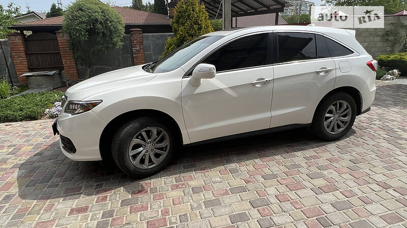 Позашляховик / Кросовер Acura RDX 2017 в Полтаві