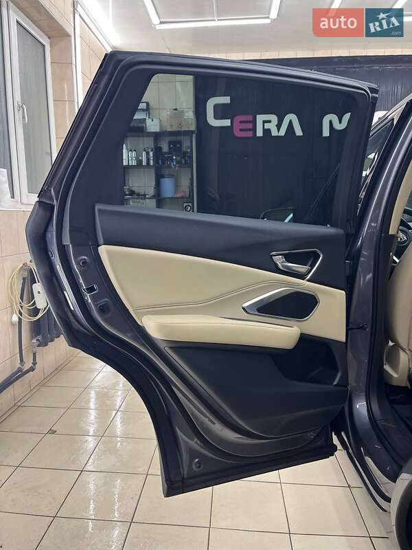 Позашляховик / Кросовер Acura RDX 2019 в Шостці