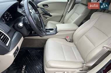 Позашляховик / Кросовер Acura RDX 2018 в 