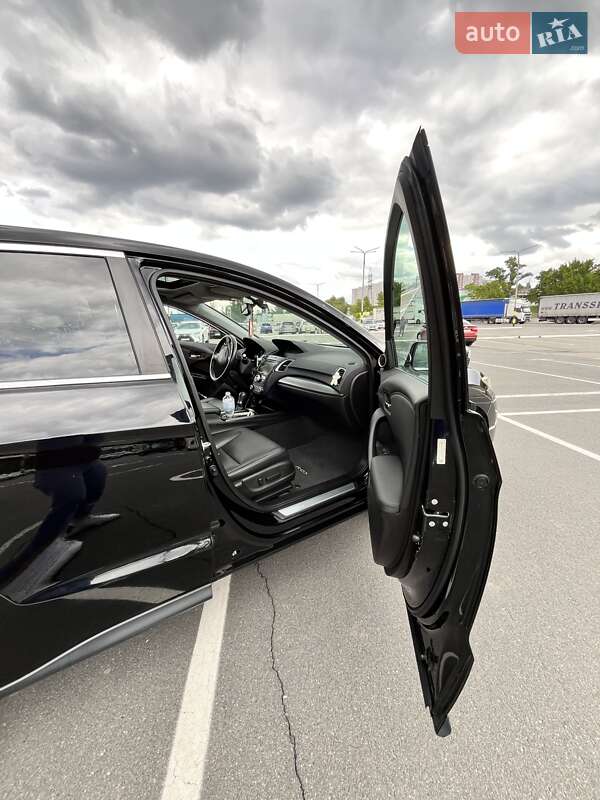 Внедорожник / Кроссовер Acura RDX 2015 в Киеве