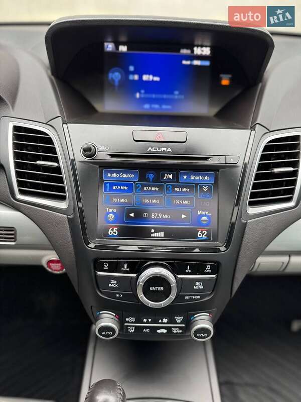 Внедорожник / Кроссовер Acura RDX 2016 в Киеве