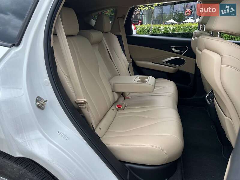 Внедорожник / Кроссовер Acura RDX 2019 в Киеве