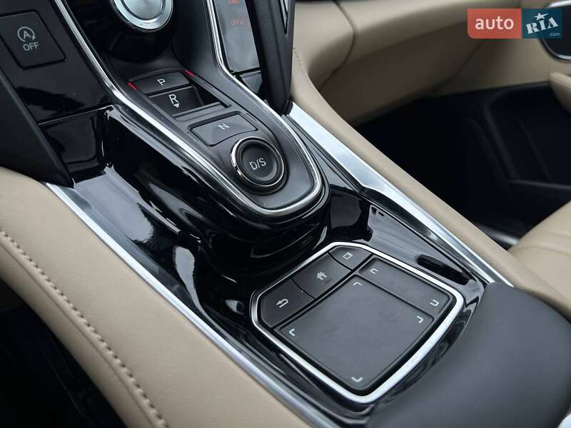 Внедорожник / Кроссовер Acura RDX 2019 в Киеве